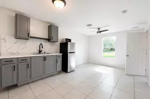 109 N Oakland St, Leesburg, FL 34748 - Photo 4