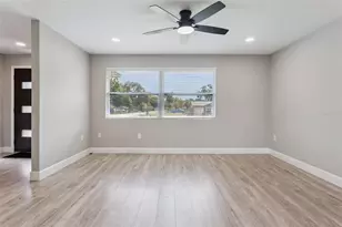 33241 Fairway Rd, Leesburg, FL 34788 - Photo 4