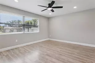 33241 Fairway Rd, Leesburg, FL 34788 - Photo 6