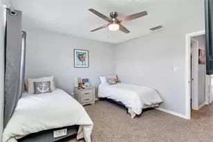 4779 Coquina Key Dr SE, Saint Petersburg, FL 33705 - Photo 14