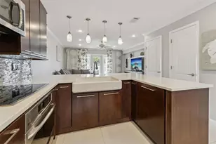 4779 Coquina Key Dr SE, Saint Petersburg, FL 33705 - Photo 12