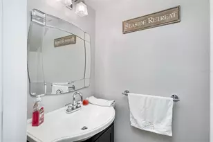 4779 Coquina Key Dr SE, Saint Petersburg, FL 33705 - Photo 12