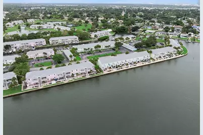 4779 Coquina Key Drive SE, Saint Petersburg, FL 33705 - Photo 48