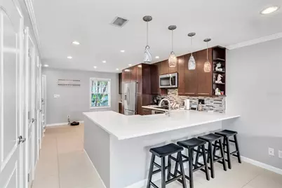 4779 Coquina Key Drive SE, Saint Petersburg, FL 33705 - Photo 4