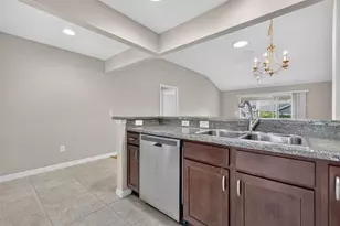 926 Long Leaf Ln, The Villages, FL 32163 - Photo 12