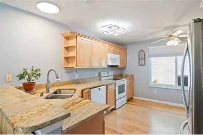 521 San Pedro Drive, The Villages, FL 32159 - Photo 16