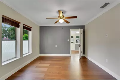 330 S Highland Street, Mount Dora, FL 32757 - Photo 6