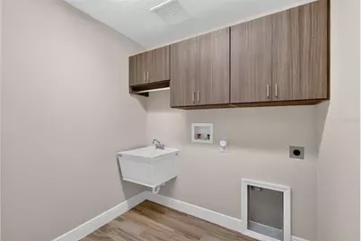 4686 Hiles Place, The Villages, FL 32163 - Photo 34
