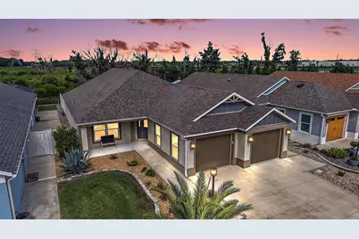 4686 Hiles Place, The Villages, FL 32163 - Photo 4