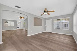 2129 Margarita Dr, The Villages, FL 32159 - Photo 12