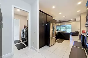 8665 E Bridgeport Bay Circle, Mount Dora, FL 32757 - Photo 4