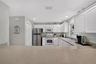 308 Almeria St, The Villages, FL 32162 - Photo 8