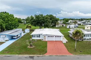 1030 Capella Dr, Tavares, FL 32778 - Photo 2