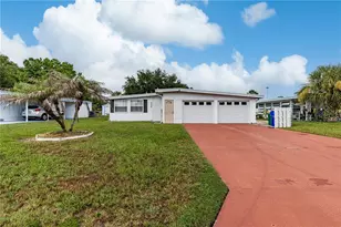 1030 Capella Dr, Tavares, FL 32778 - Photo 1