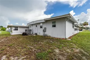 1030 Capella Dr, Tavares, FL 32778 - Photo 52