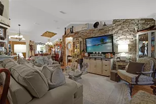 3279 Countryside View Dr, Saint Cloud, FL 34772 - Photo 4
