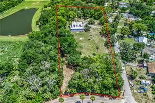 511 E Mirror Lake Dr, Fruitland Park, FL 34731 - Photo 4