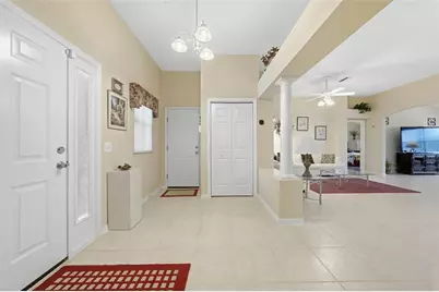 511 San Lorenzo Court, Lady Lake, FL 32159 - Photo 10