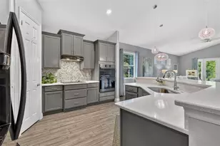 8220 Bridgeport Bay Cir, Mount Dora, FL 32757 - Photo 12