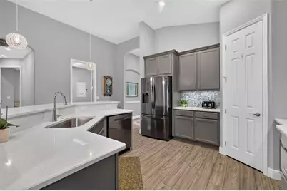 8220 Bridgeport Bay Circle, Mount Dora, FL 32757 - Photo 14