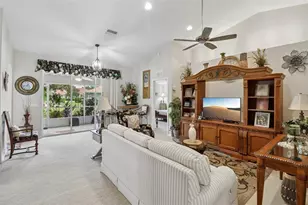 10172 Mainsail Dr, Oxford, FL 34484 - Photo 14