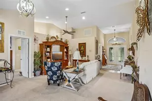 10172 Mainsail Dr, Oxford, FL 34484 - Photo 18