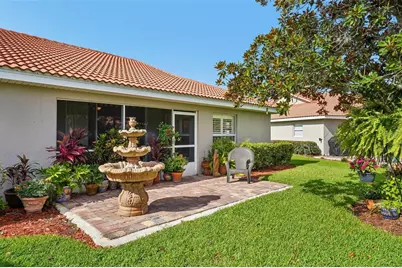 10172 Mainsail Drive, Oxford, FL 34484 - Photo 8
