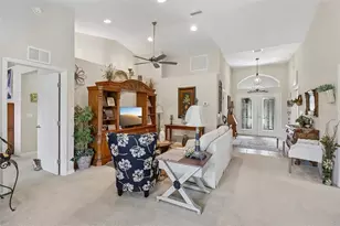 10172 Mainsail Dr, Oxford, FL 34484 - Photo 12