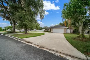 60 Owens St, Umatilla, FL 32784 - Photo 60