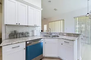 25206 Ormond Ct, Leesburg, FL 34748 - Photo 14