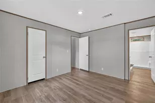 607 Lawrence St, Wildwood, FL 34785 - Photo 12