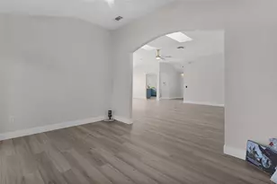 1012 Diego Ct, Lady Lake, FL 32159 - Photo 18