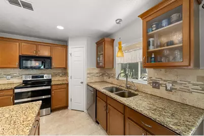 7651 Lake Andrea Circle, Mount Dora, FL 32757 - Photo 12