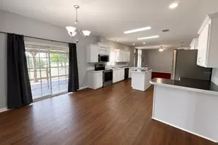 13718 County Rd 109D-3, Lady Lake, FL 32159 - Photo 6