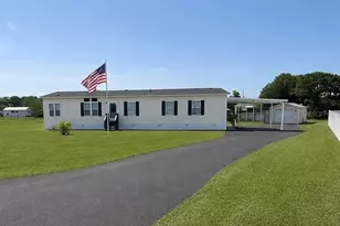 13718 County Rd 109D-3, Lady Lake, FL 32159 - Photo 2