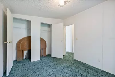 2786 NE 33rd Place, Coleman, FL 33521 - Photo 16