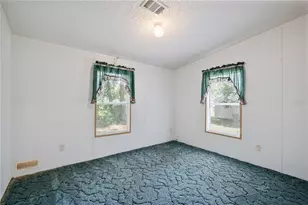 2786 NE 33rd Pl, Coleman, FL 33521 - Photo 18