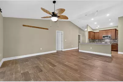 74 N Oak Avenue, Umatilla, FL 32784 - Photo 12