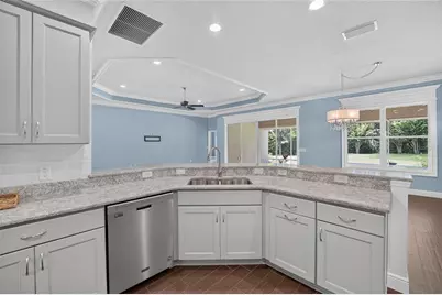 10216 Julia Isles Avenue, Oxford, FL 34484 - Photo 16