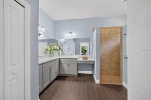 10216 Julia Isles Ave, Oxford, FL 34484 - Photo 32