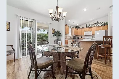 2189 Crawford Court, The Villages, FL 32162 - Photo 8