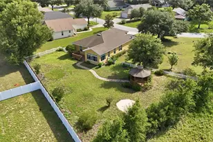 81 Twin Lake Cir, Umatilla, FL 32784 - Photo 48