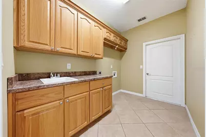 81 Twin Lake Cir, Umatilla, FL 32784 - Photo 32