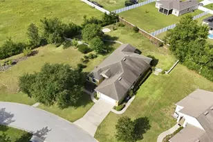 81 Twin Lake Cir, Umatilla, FL 32784 - Photo 42