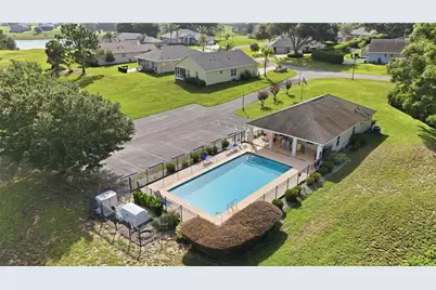 81 Twin Lake Cir, Umatilla, FL 32784 - Photo 52