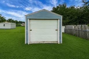 1229 Padgett Cir, Lady Lake, FL 32159 - Photo 32