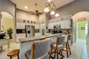 24112 Robinwood St, Leesburg, FL 34748 - Photo 10