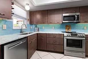 601 N McDonald St, Mount Dora, FL 32757 - Photo 12