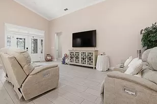 12596 NE 49th Dr, Oxford, FL 34484 - Photo 4