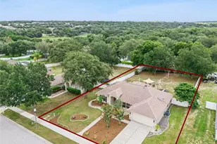 1115 Lakeview Oaks Dr, Minneola, FL 34715 - Photo 4